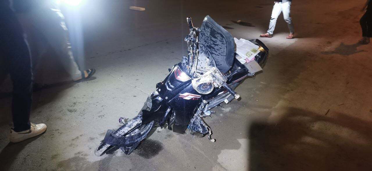 Teen on a Motorbike Collided with an Electric Tricycle