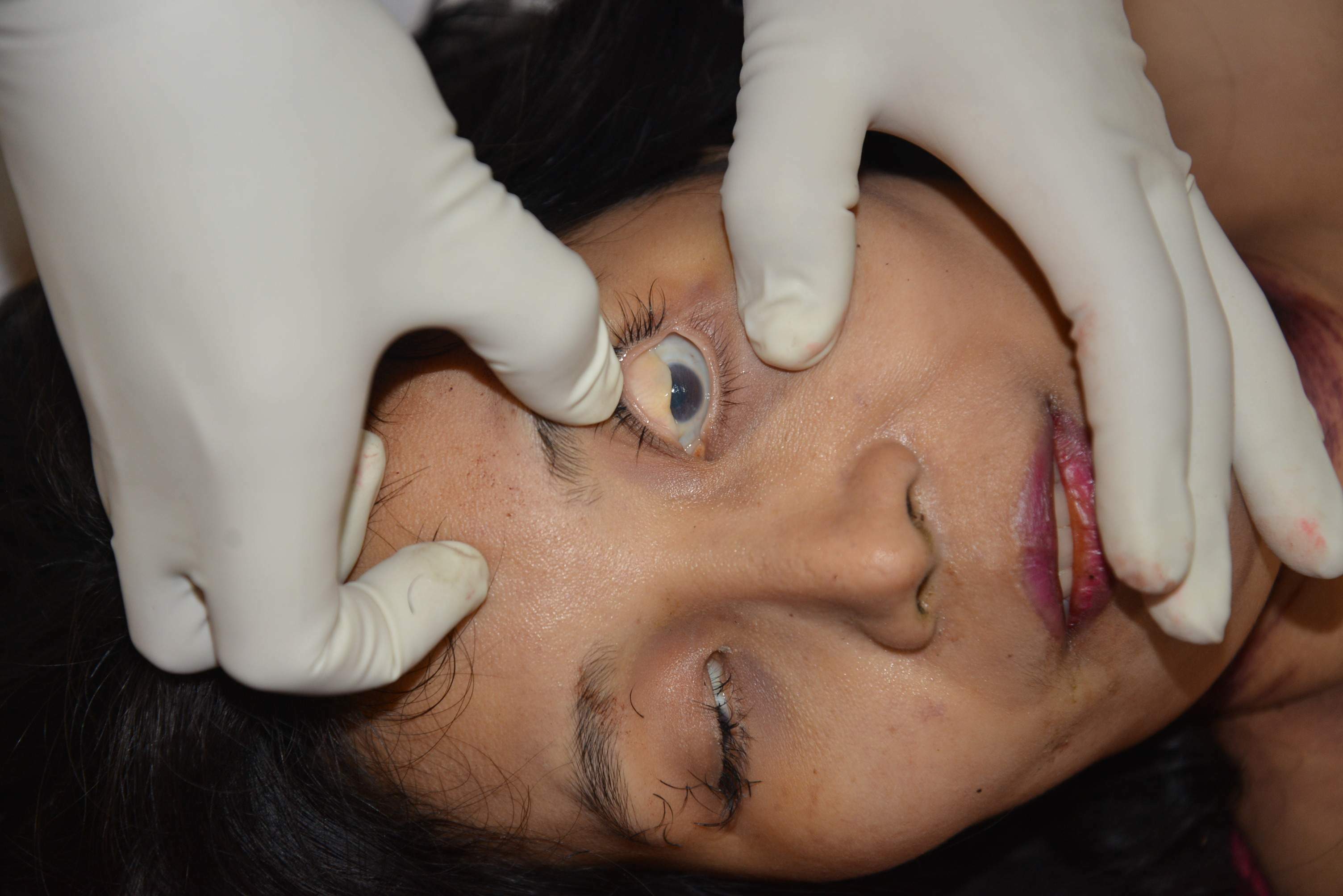 Chinese Mistress Stabbed To Death By Lover.