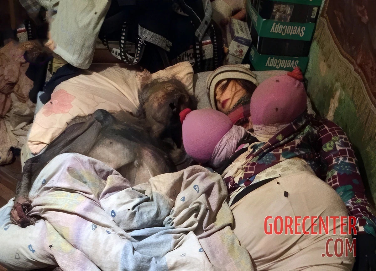 Elderly Dude Dies Next to his Homemade Sex Doll