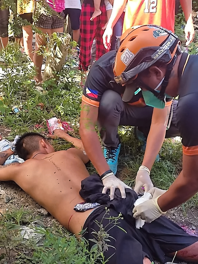 Hungry wife stabs drunk husband in the ass