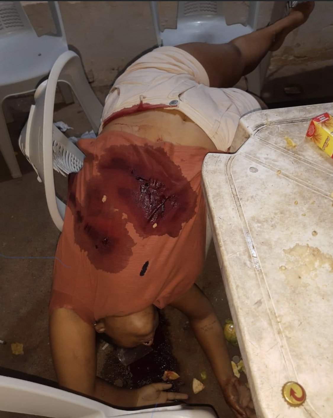 Young woman killed by her policeman husband Ãurea nascimento .