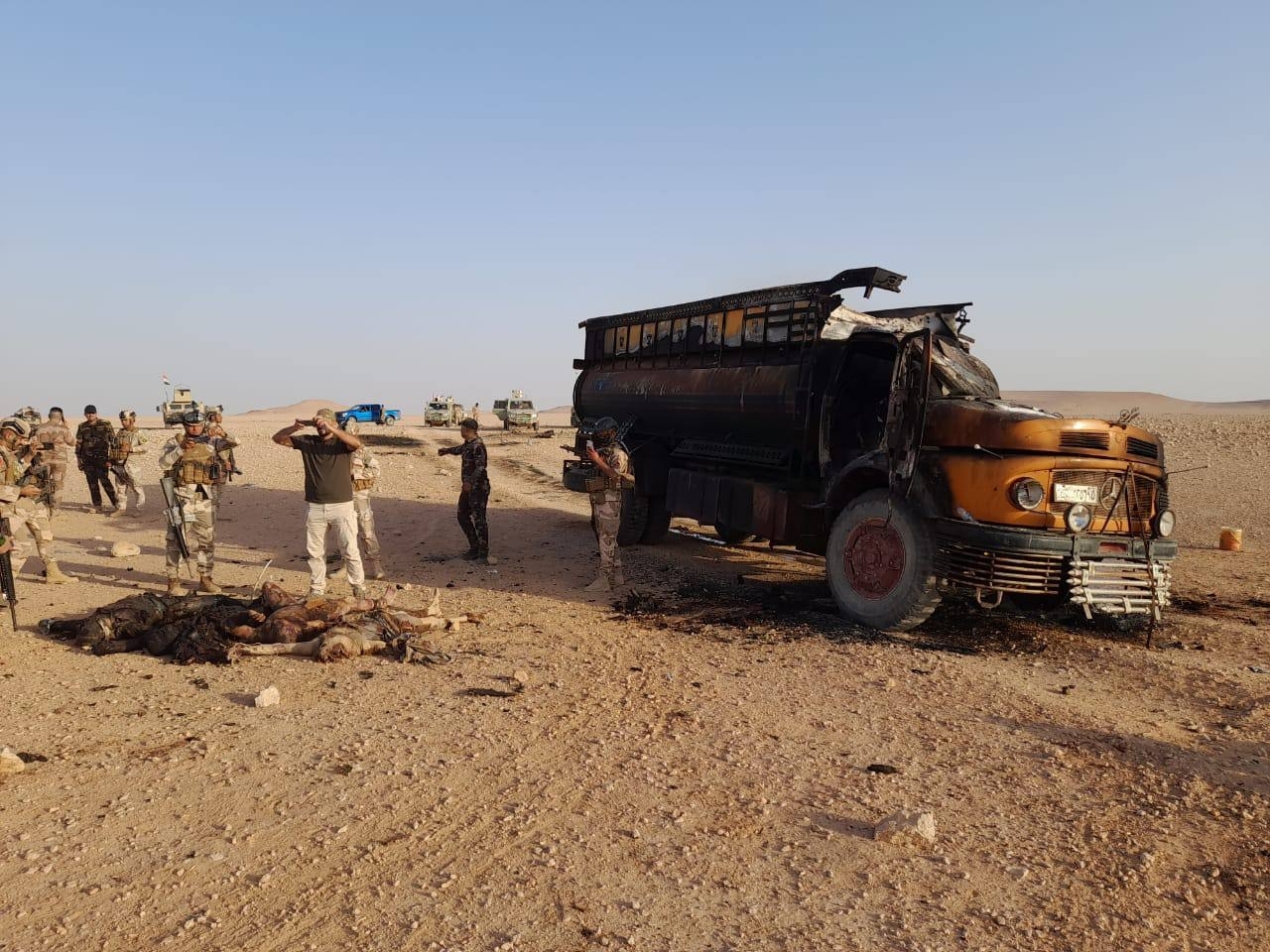 4 pigs isis killed in western Iraq