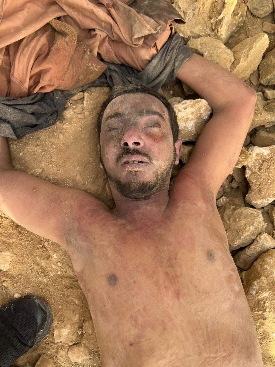 Iraq: 9 ISIS pigs were killed a few days ago by an air strike.