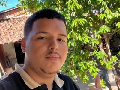 Face blown off by gunshots