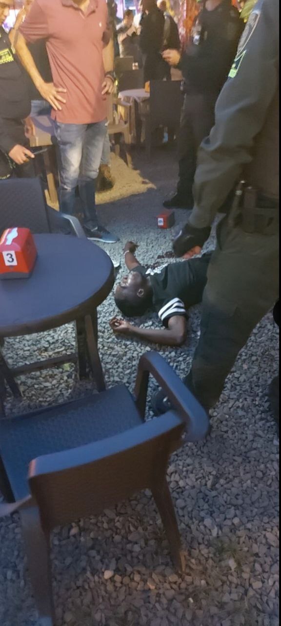 RANDOM GORE PICTURES FROM MURDER TO SUICIDE