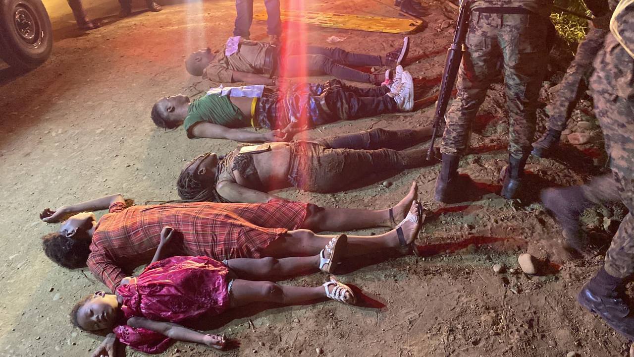 RANDOM GORE PICTURES FROM MURDER TO SUICIDE