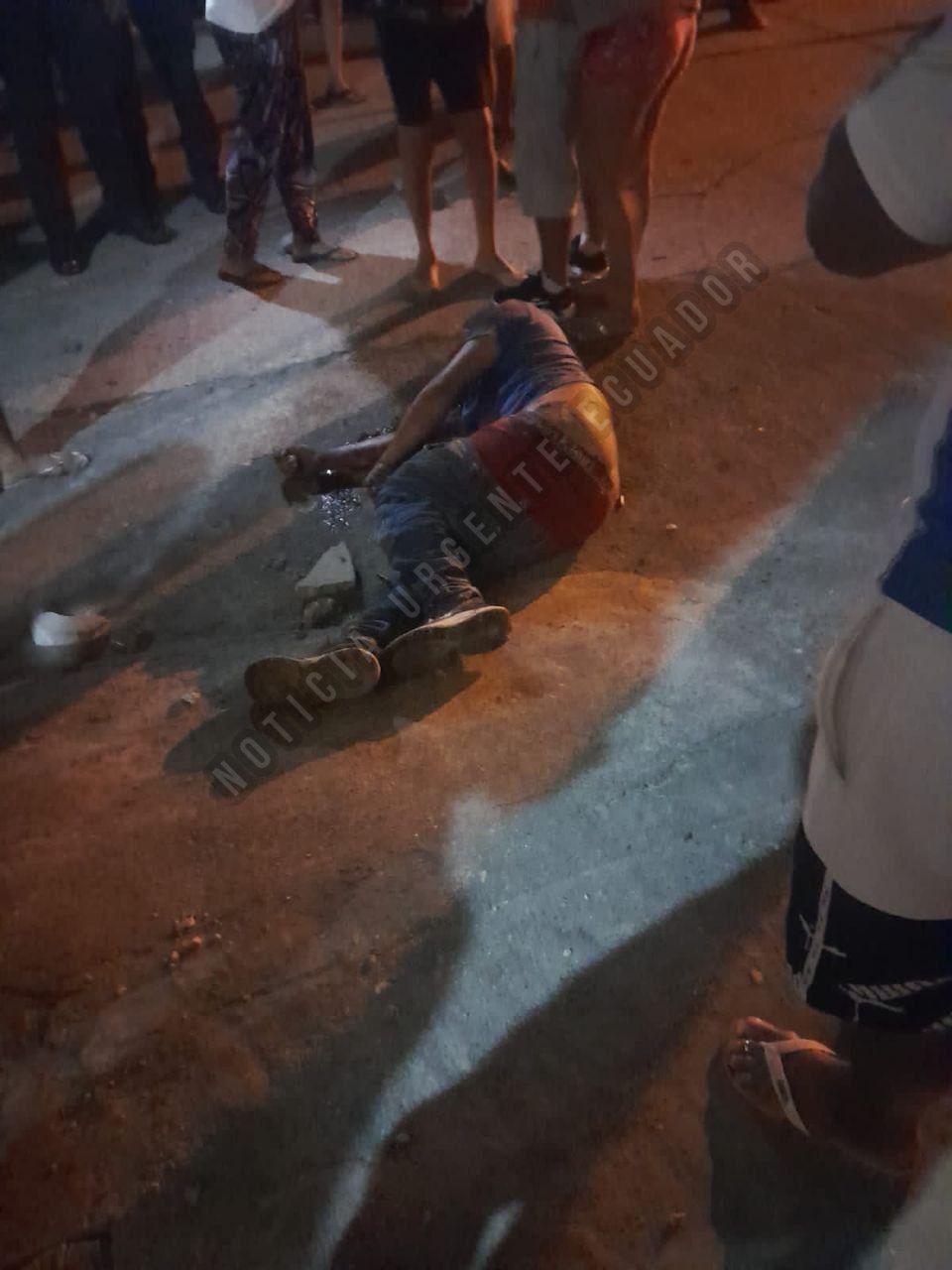 RANDOM GORE PICTURES FROM MURDER TO SUICIDE