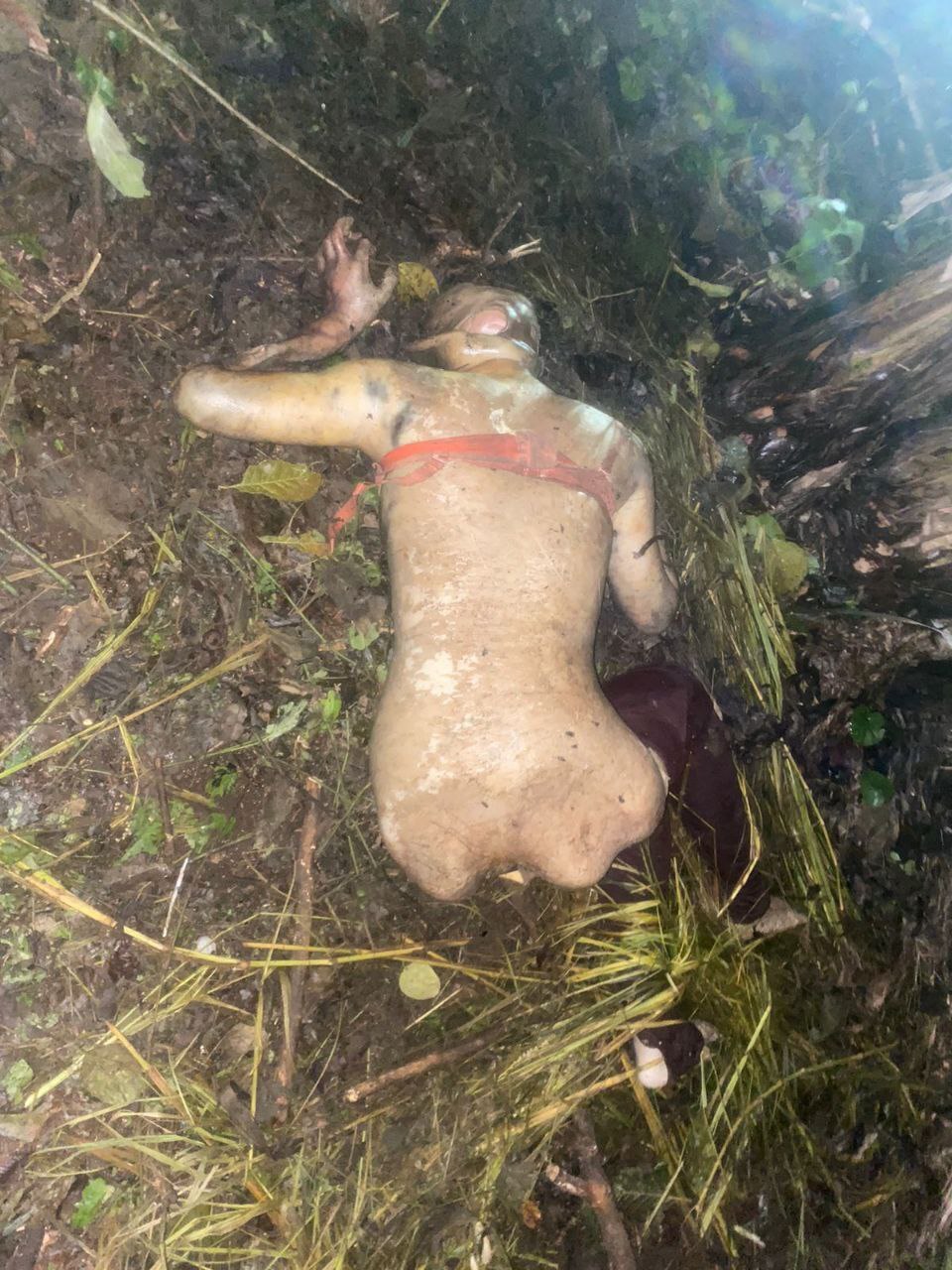 Female Body Found, in the Echeandia canton,