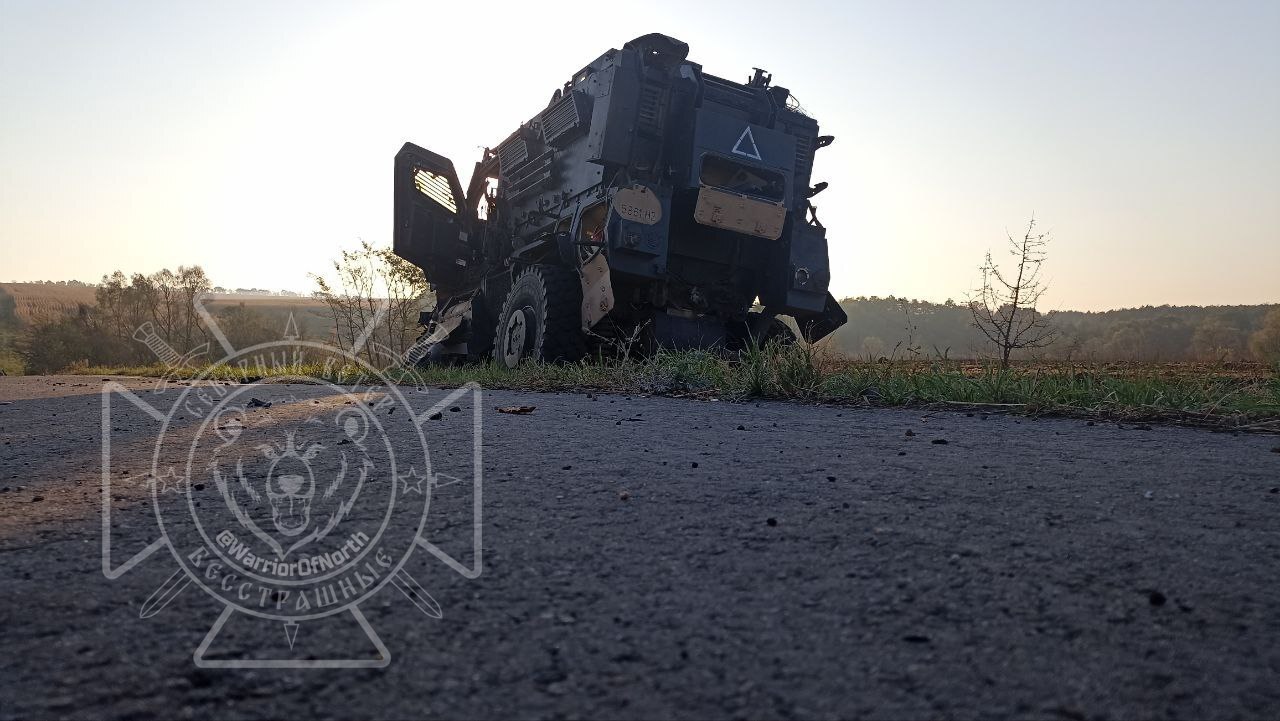 Ukrainian convoy destroyed in Kursk.