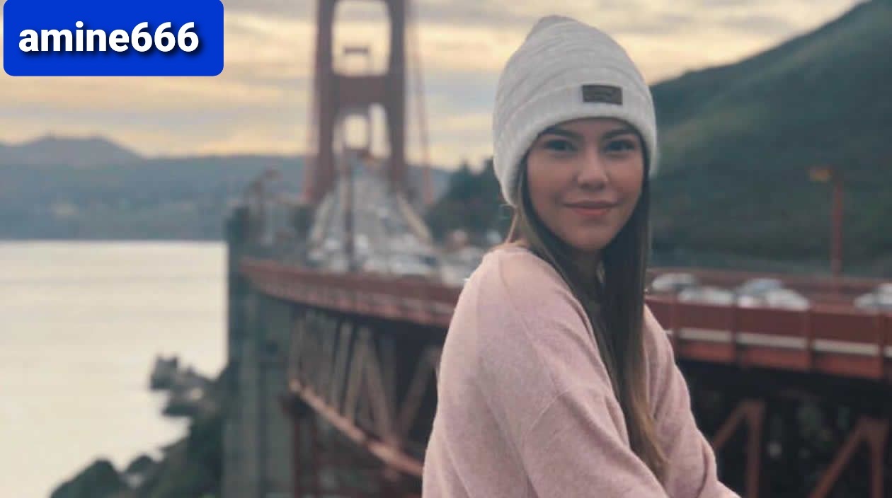 Sexy Brazilian girl killed by boat propeller