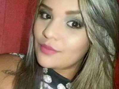 Young woman killed by a stray bullet during party 