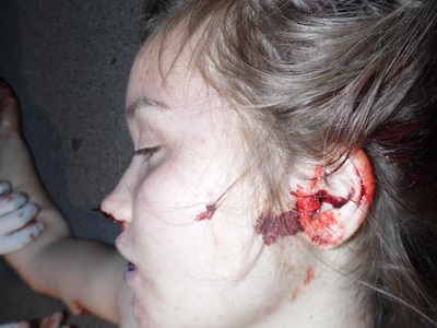 Chinese pretty girl commit suicide by jumping from balcony 