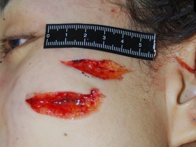 Two innocent looking Chinese sisters killed by psycho with sword 