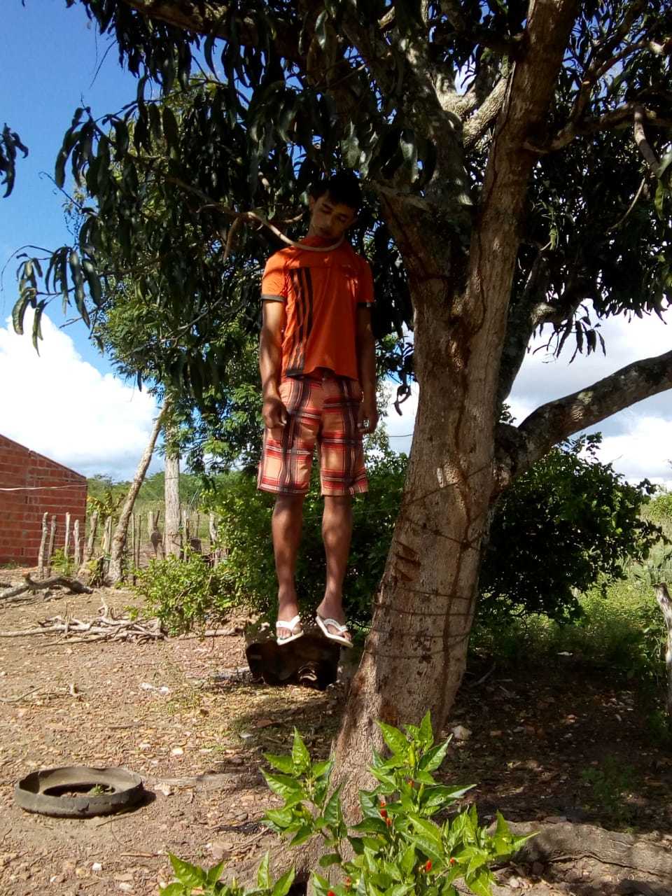 Kill his wife and commit suicide