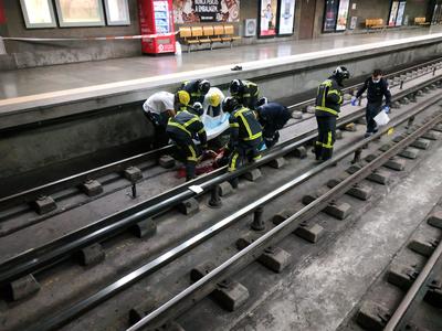 suicide of the metro line