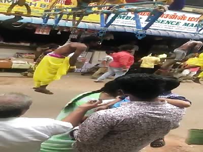 WTF, look that crazy indu ritual 