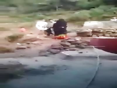 *BRUTAL* Yemeni Houthi attack on a family at his home.