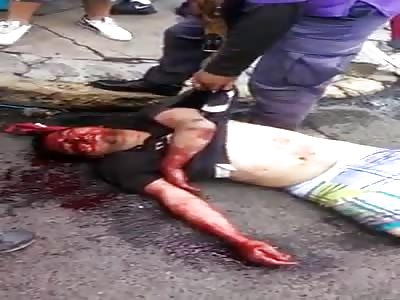 Thief lynched by the citizens.