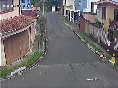 Kid gets his head stuck in a fence 
