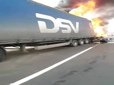 caught in an accident people burned alive