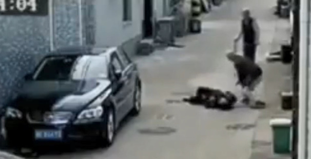 Elderly Woman Gets Stabbed To Death