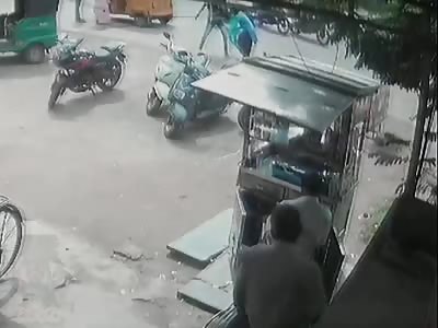 Stabbed to death in broad daylight