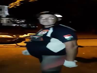 Teenager attacks an old cyclist.