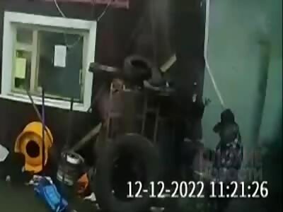 Instant Death For Worker