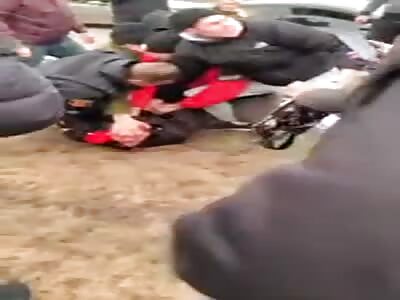 Russian saboteur caught and beat by Ukraine citizens