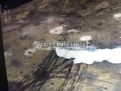 A Ukrainian tank makes a sandwich for orcs. Everything is coordin