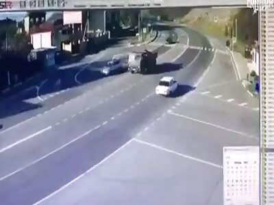 The driver of a Land Cruiser died in an accident