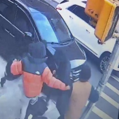 14-Year-Old Boy Violently Robbed on Bronx Street