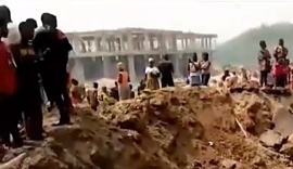Ghana: Explosives truck blast (at least 17 dead)