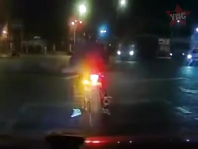 Crossroad: Truck vs Motorcyclist 