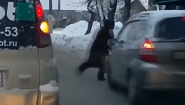 Russia: Poor woman, bad luck...