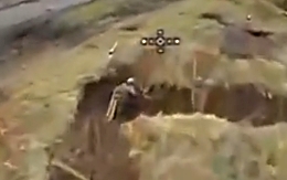 UA drone operator was toying with a RU soldier near a trench