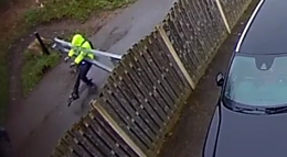 Ouch, the blind courier just cracked his ribs