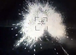 Ukrainian StugnaP engages enemy infantry at night