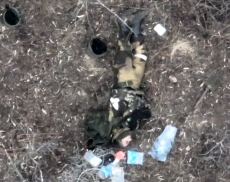 Ukrainian tankers vs a Russian anti-tank squad