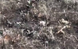 Correcting artillery fire on a group of RU soldiers in Soledar