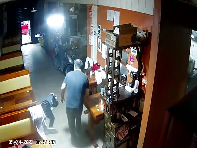 Thief Shot Dead in Peru.