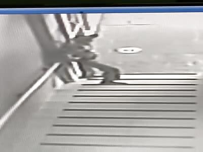 Security Guard Kills Himself In Honduras (Full Video)