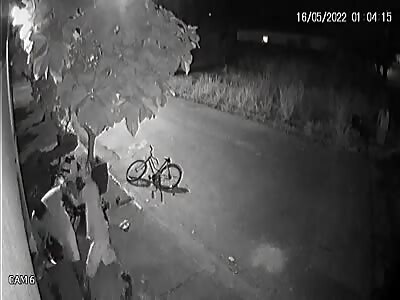 Man stabbed in the neck dies