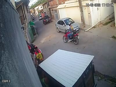 Failed robbery for a helmet.