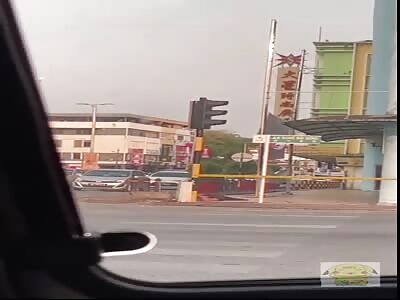 Man jumps out of building in Malaysia