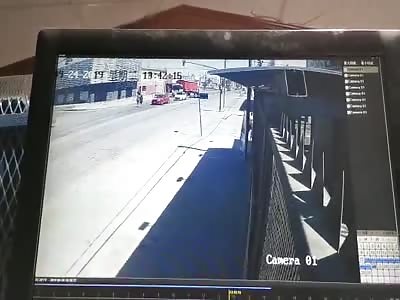 Accident Caught On Cctv 4: Latest News