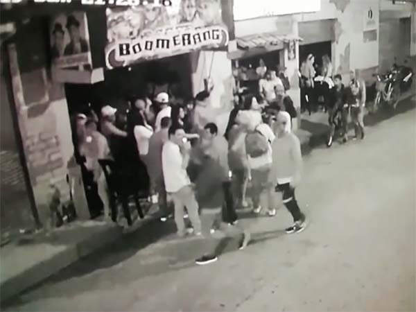 Two Local Gangster Gunned Down in Bar