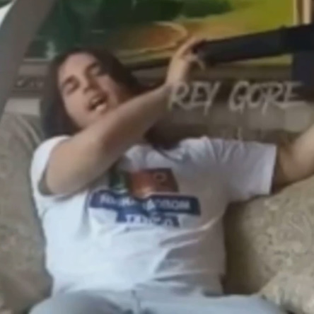 NOW THAT'S HOW YOU KILL YOURSELF