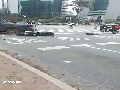 Thief dies in fatal crash.