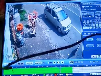 truck carrying cement causes a massacre